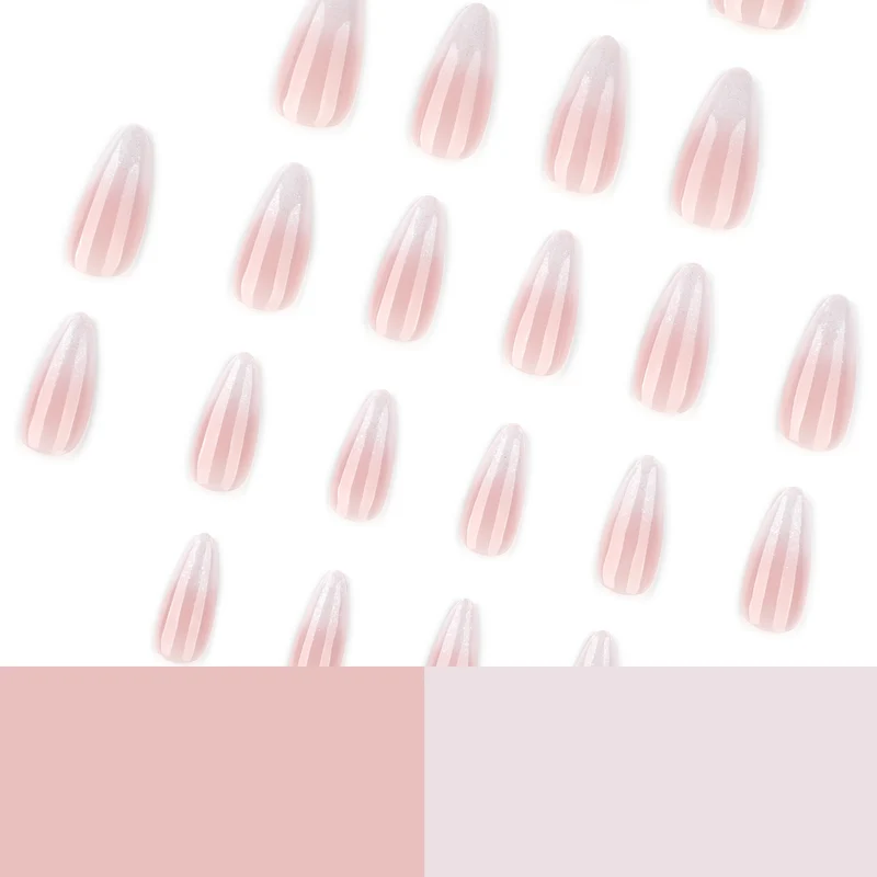 Elegante Nagelkunst mit Ombre-Design Karnz