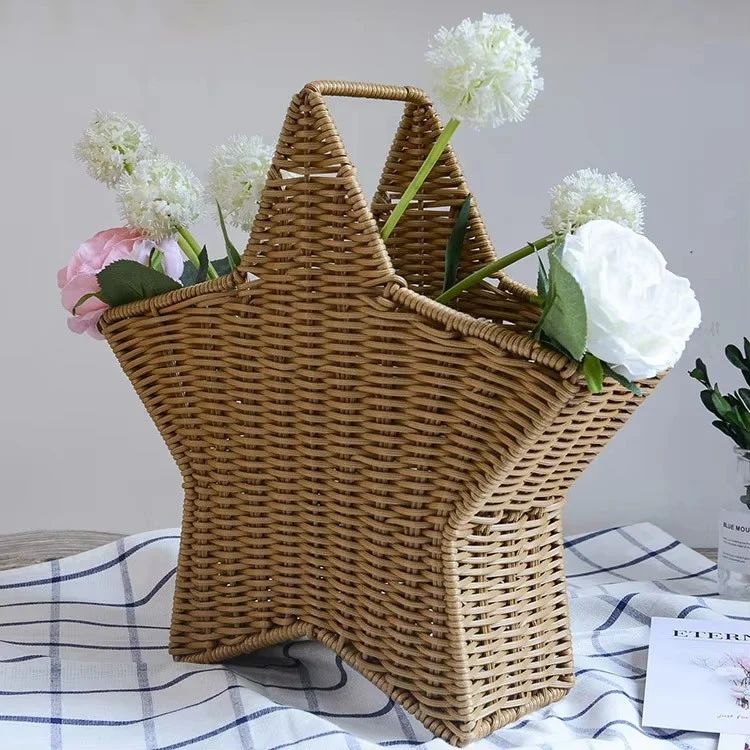 Decorative Woven Star Stornfield