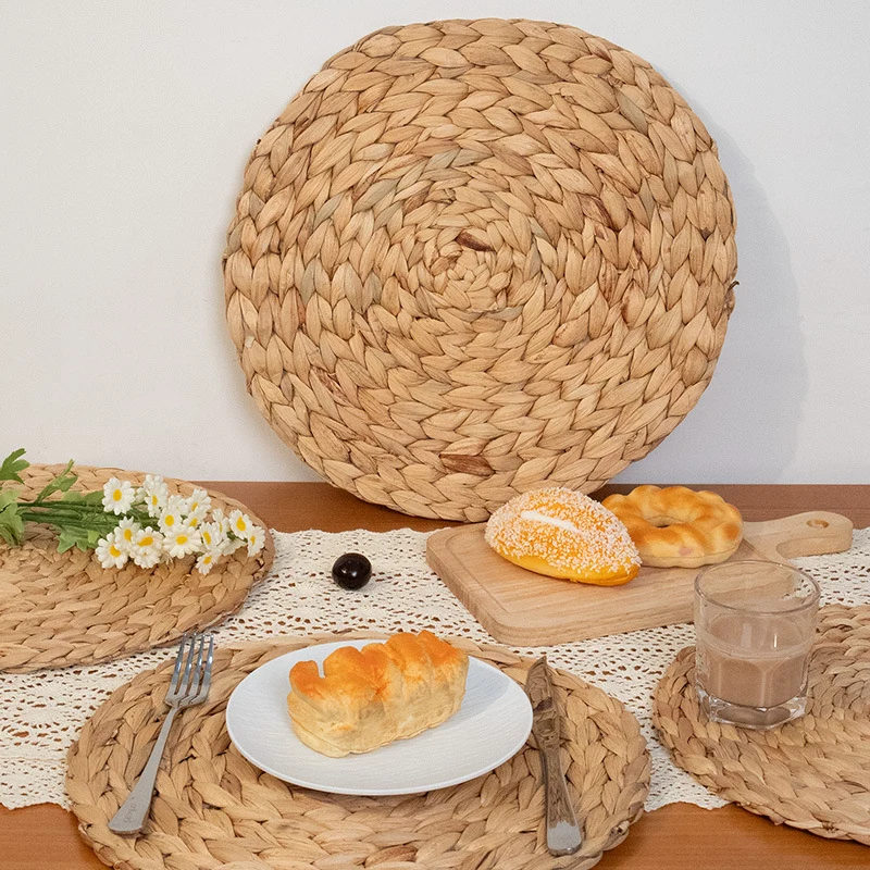 Round Woven Placemats Stornfield