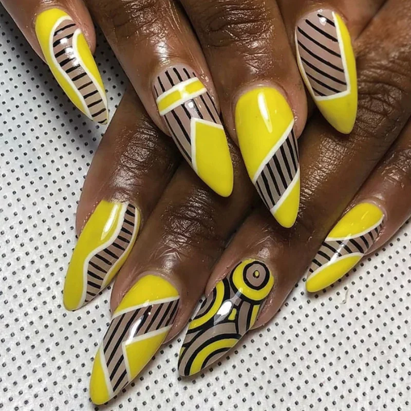 Artistic nails with geometric design Stornfield