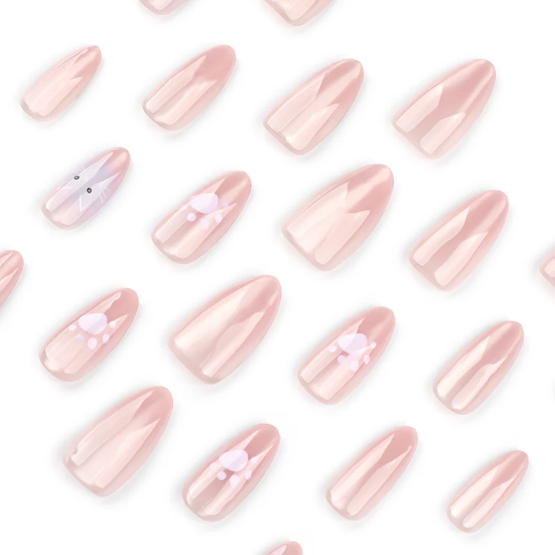 Artificial nail art with animal motifs Stornfield