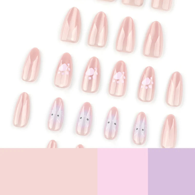 Artificial nail art with animal motifs Stornfield