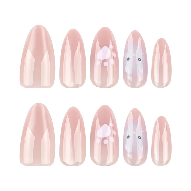 Artificial nail art with animal motifs Stornfield