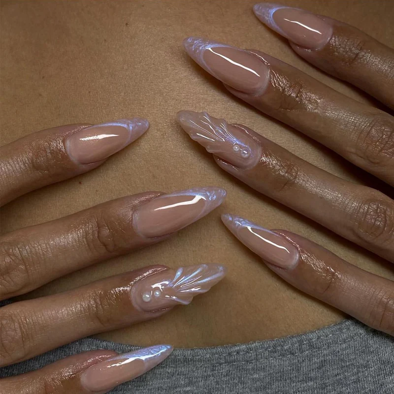 Artificial nail art with curved design Stornfield