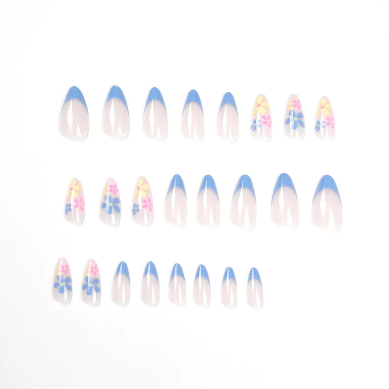 Artificial nail art with floral design and gradient Stornfield