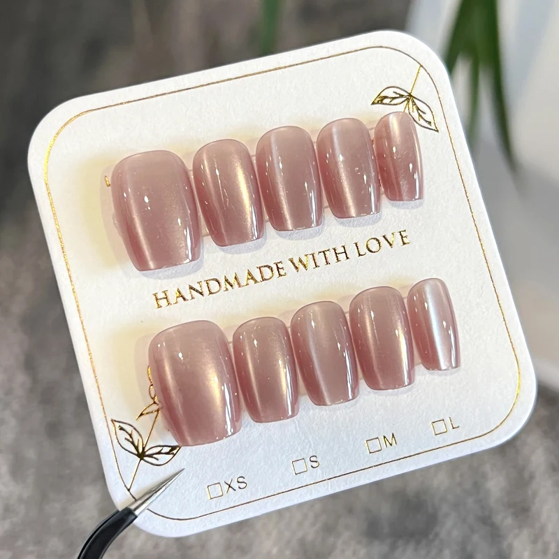 Artificial nail extensions with glossy finish Stornfield