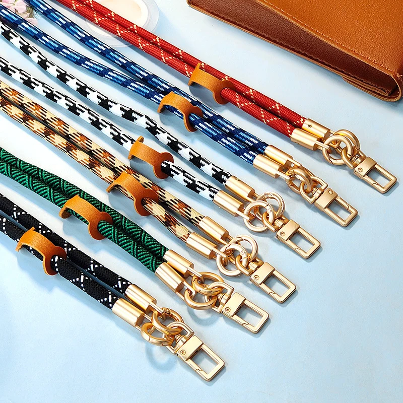 Stylische Utility-Lanyard Karnz