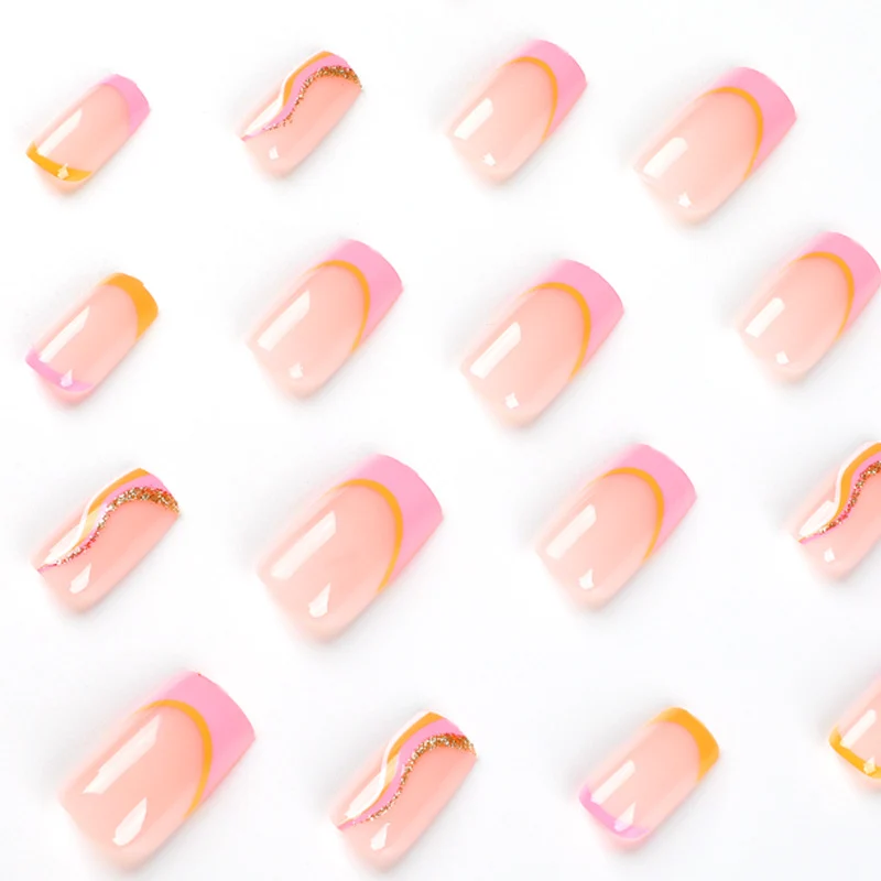 Artificial Nail Art with Trendy Gradient Stornfield