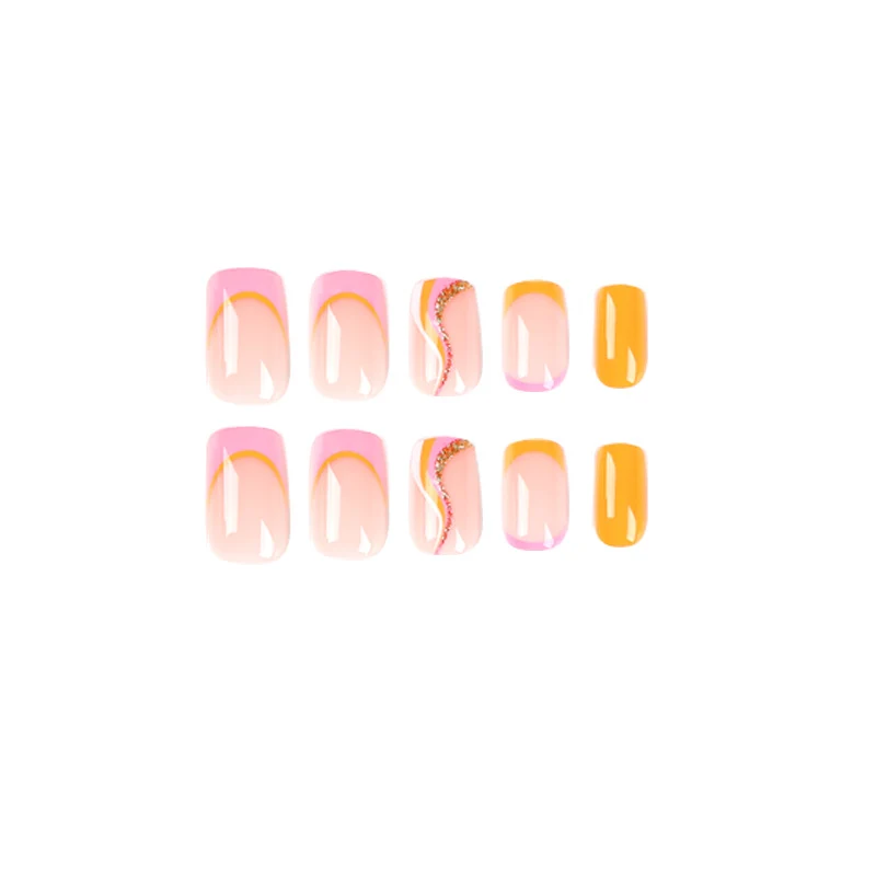 Artificial Nail Art with Trendy Gradient Stornfield