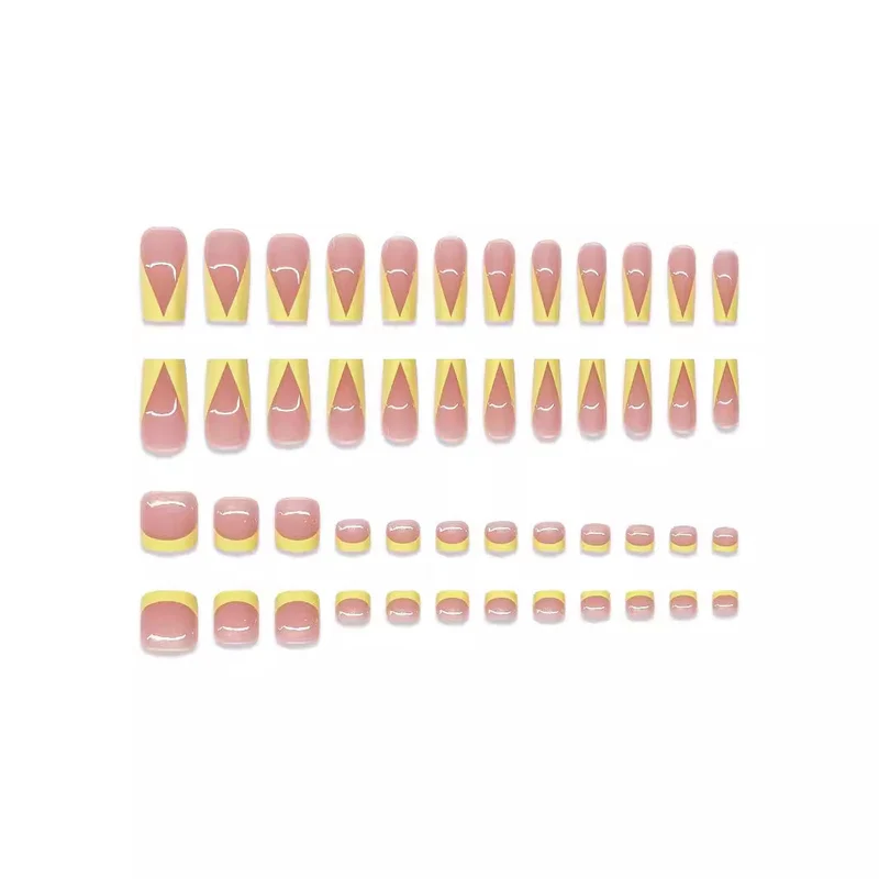 Stilvolles geometrisches Nagelkunst-Set Karnz