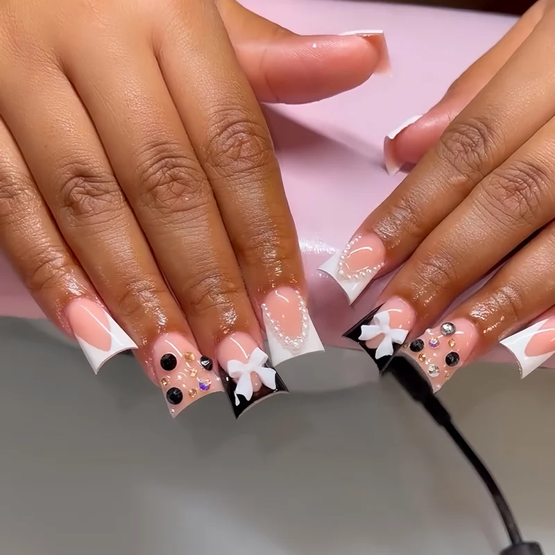 Glamouröse 3D Dekorative Nagelkunst Karnz