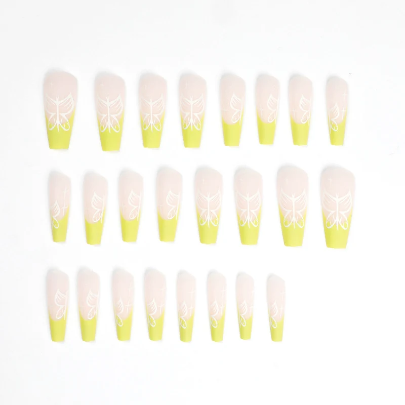 Artificial nail art in floral design Stornfield