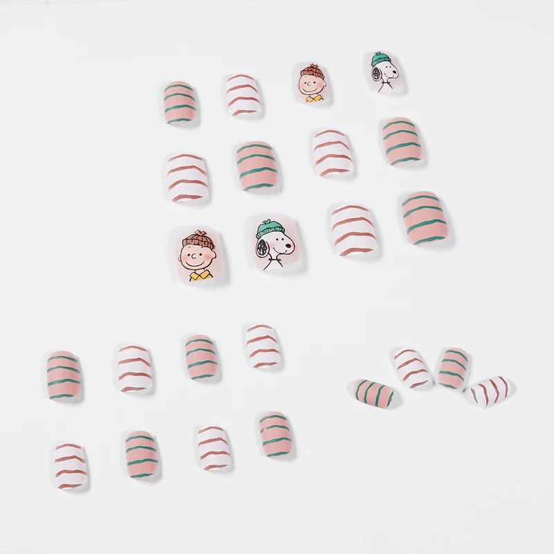 Artificial artificial nails with playful mascot design Stornfield