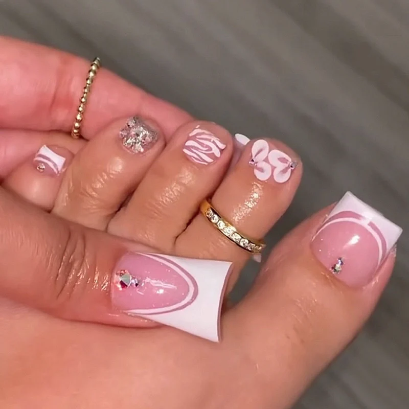 Elegante Press-On Nail Enhancements Karnz