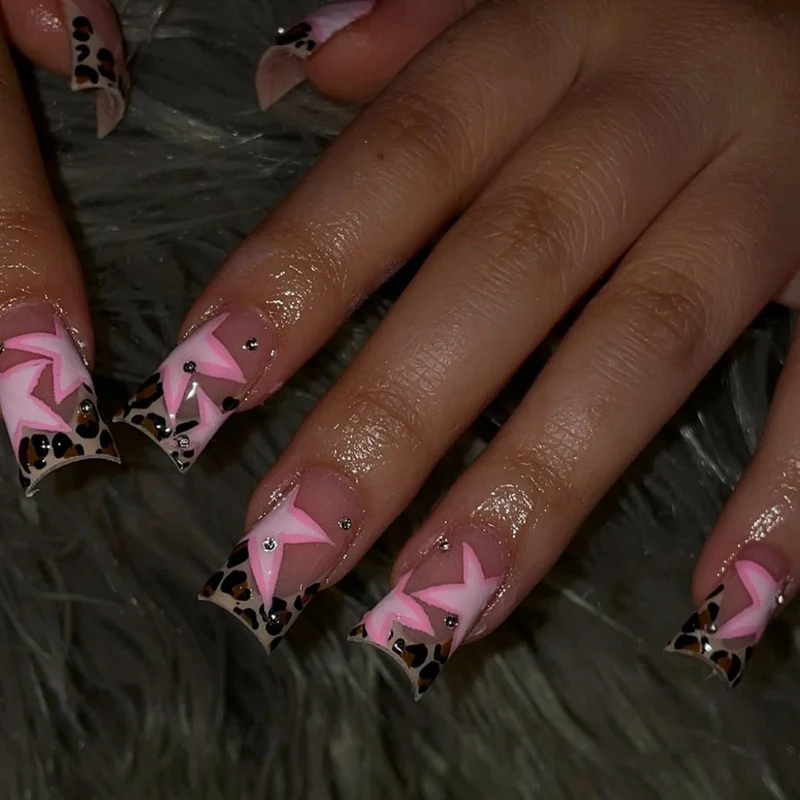Künstlerisches Luxe Nagelkunst Set Karnz