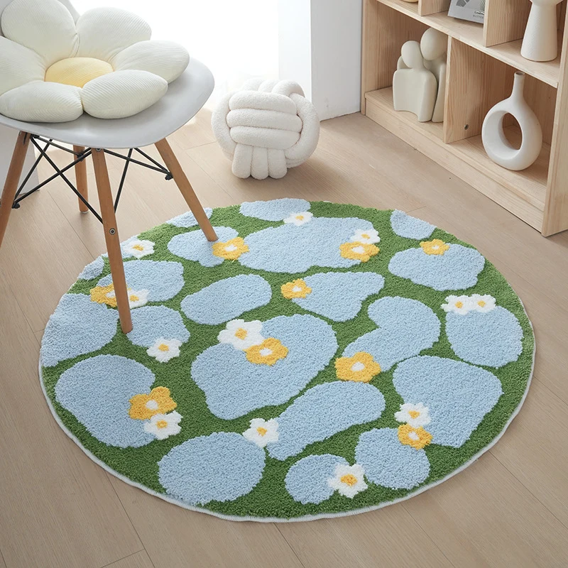Floral Design Plush Round Rug