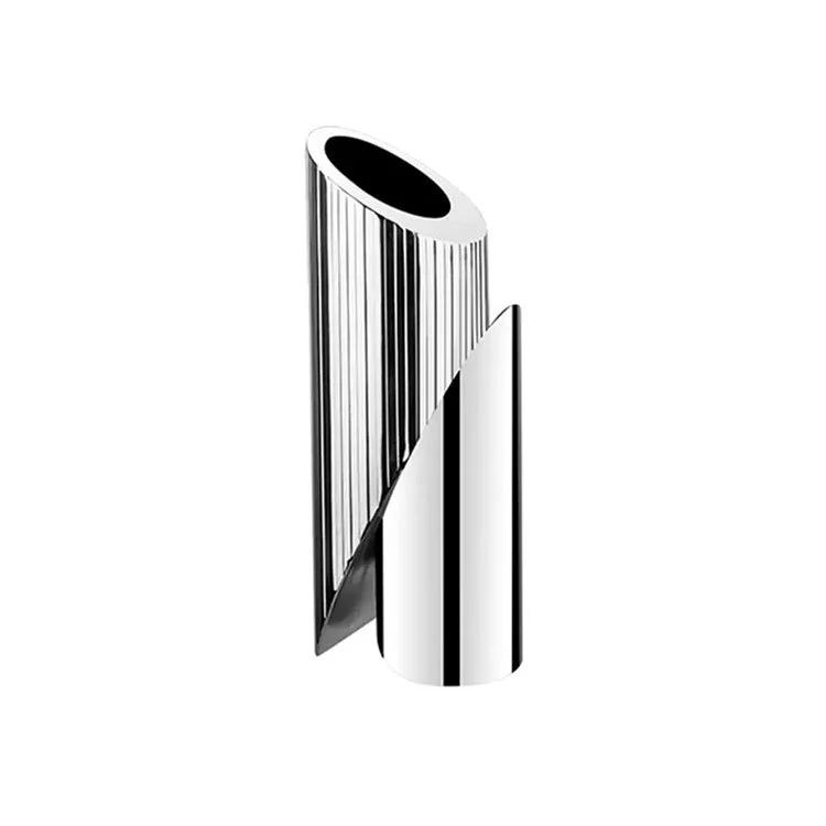 Skulpturale Metallische Dekorative Vase