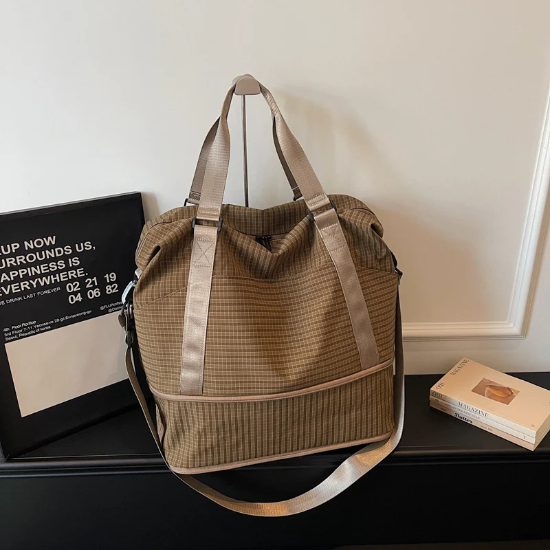 Versatile Outdoor Travel Duffle Bag Stornfield