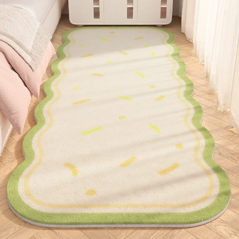 Cozy Heart-Shaped Plush Area Rug