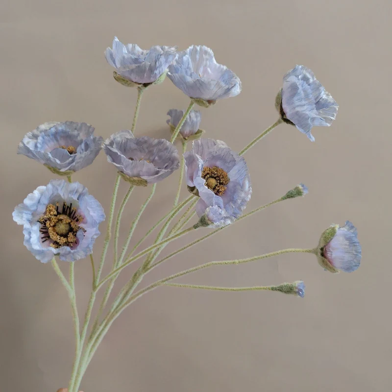 Elegante Seidenblumenanordnung