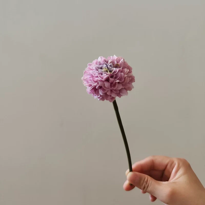 Elegante Blumenstengel