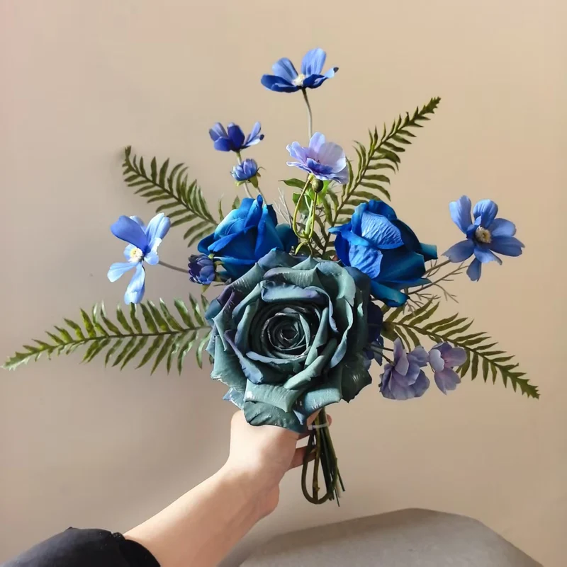 Elegante Blumenarrangement
