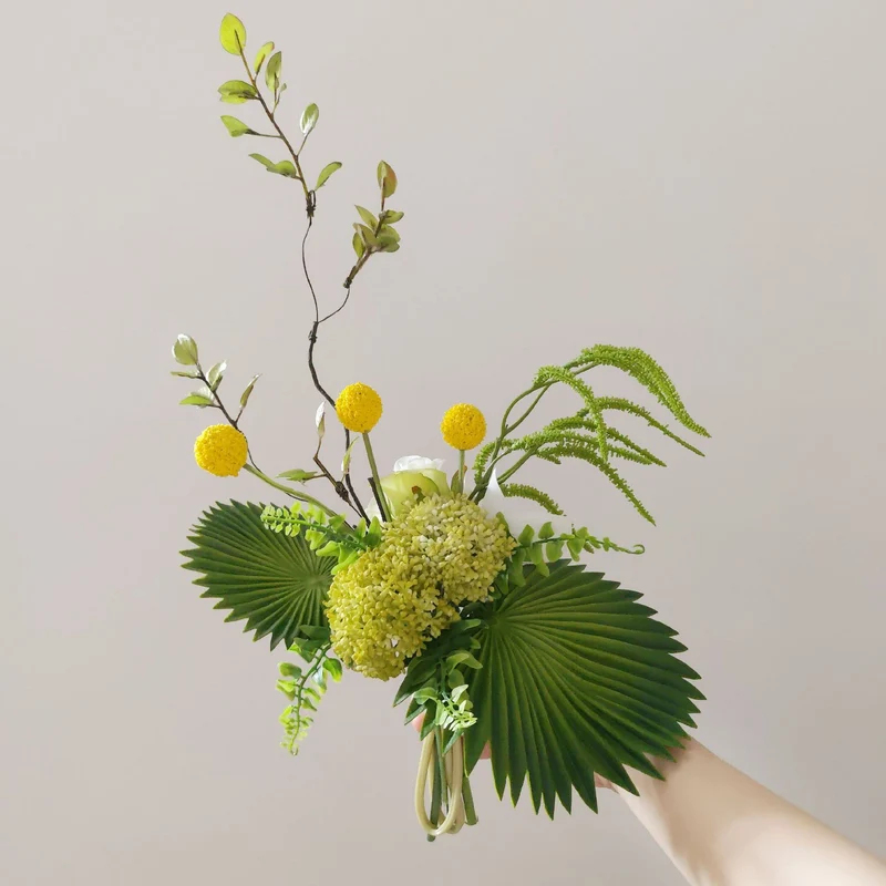 Künstlerischer floraler Handstrauß