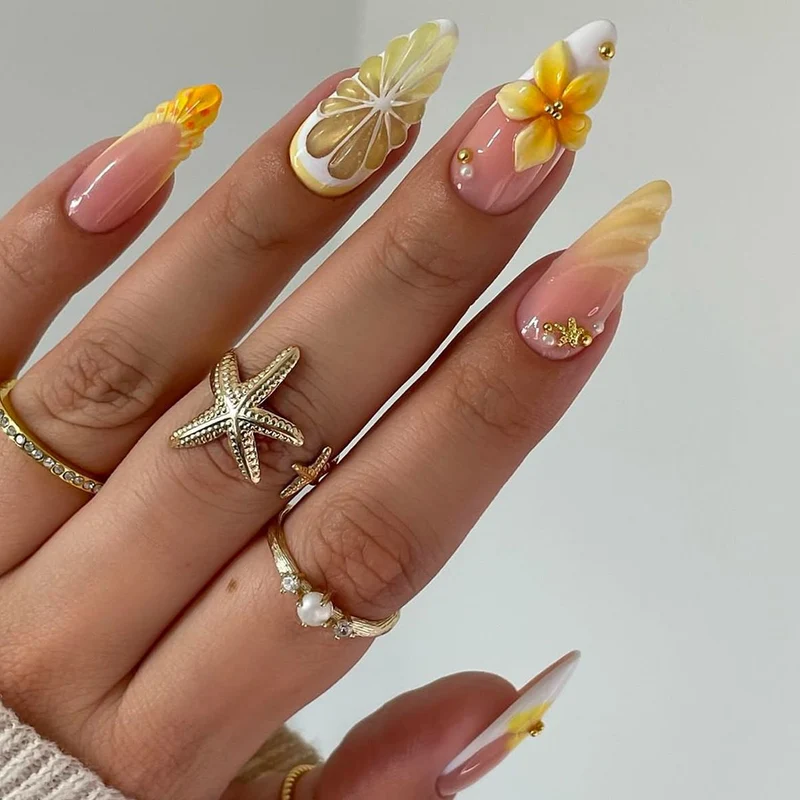 Künstlerische Blumenspitze Nagelverlängerungen Karnz