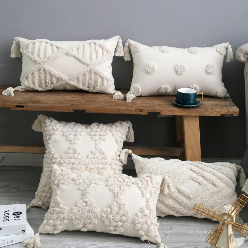 Bohemian Tufted Cotton Lumbar Throw Pillow with Clustered Fringe Texture and Corner Tassels
