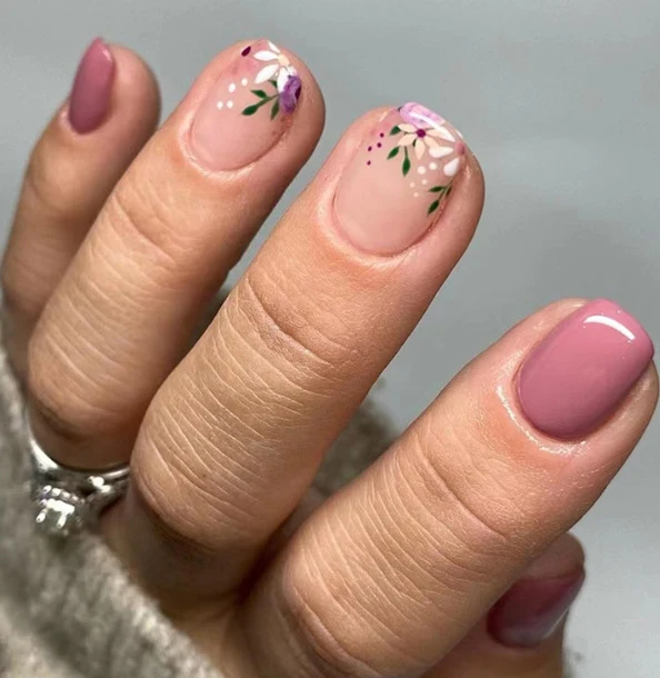 Floral-Themed Nail Art Enhancements Stornfield