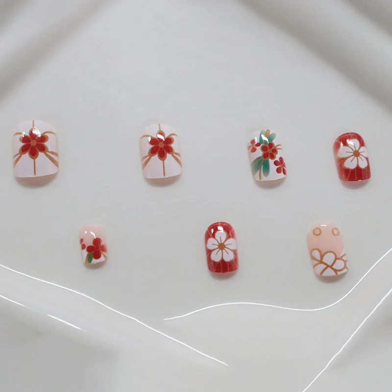 Floral Patterned Nail Art Stornfield