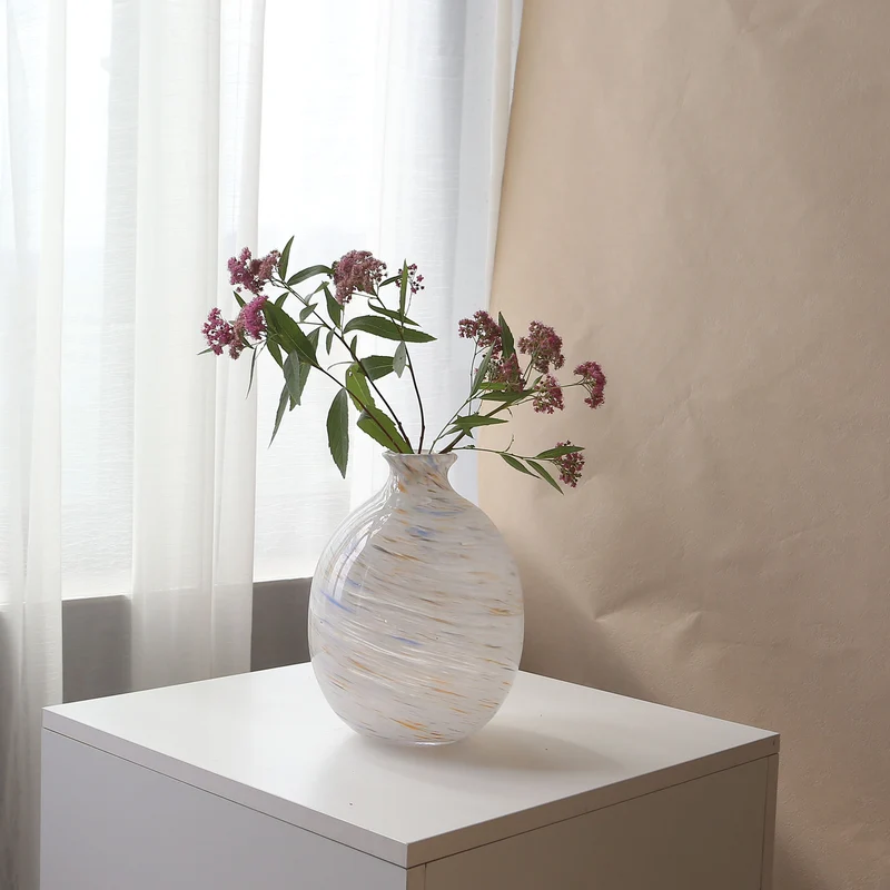 Handblown Swirl-Pattern Decorative Bulb Vase Stornfield