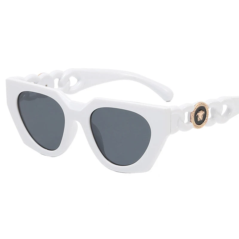 Dame moteriktig solbrille med ekstravagant design og luksuriøse detaljer Luvikno