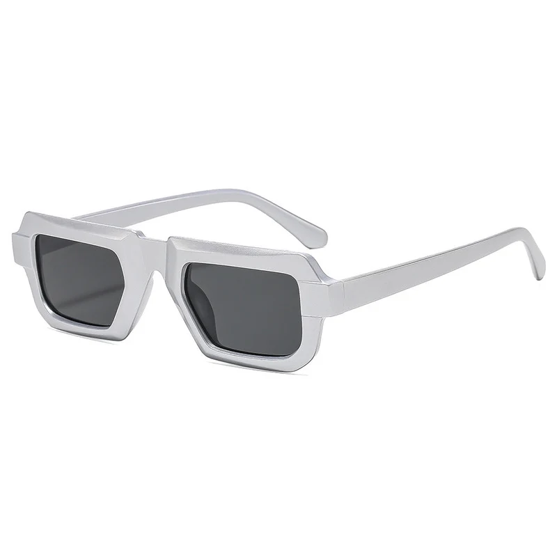 Dame moteriktig solbrille i trendy skilpaddedesign Luvikno