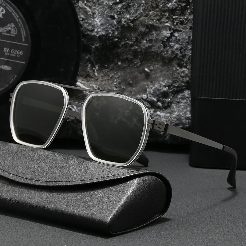 Damer moderne oversized firkantet solbrille Luvikno