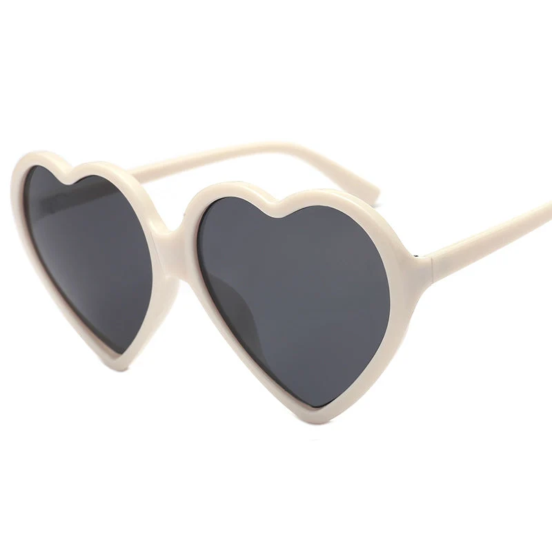 Dame hjerteformet solbrille med stilige rammer Luvikno