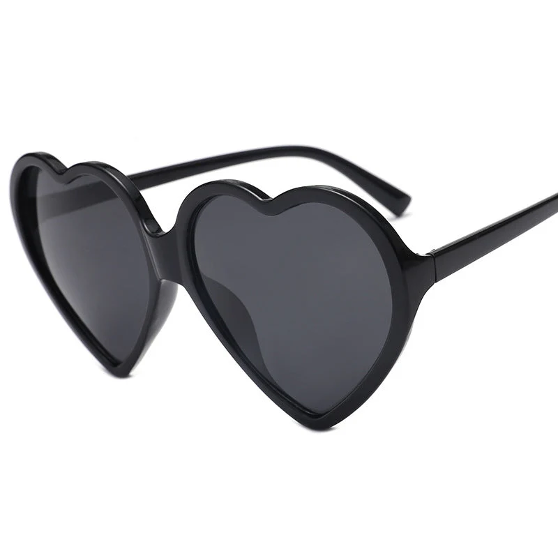 Dame hjerteformet solbrille med stilige rammer Luvikno