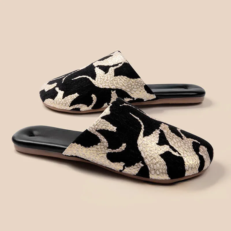 Jacquard-Hausschuhe mit Tiermuster und geschlossener Zehenpartie