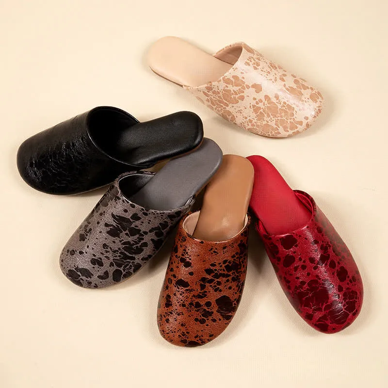 Hausschuhe mit Vintage-Marmormuster