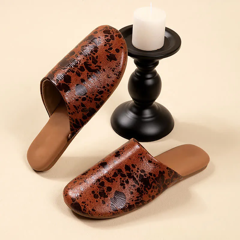 Hausschuhe mit Vintage-Marmormuster