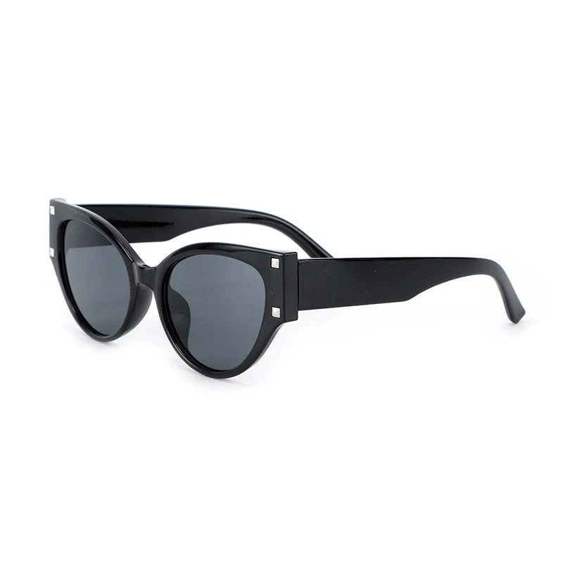 Dame trendy Cat-Eye solbriller med glamorøse aksenter Luvikno