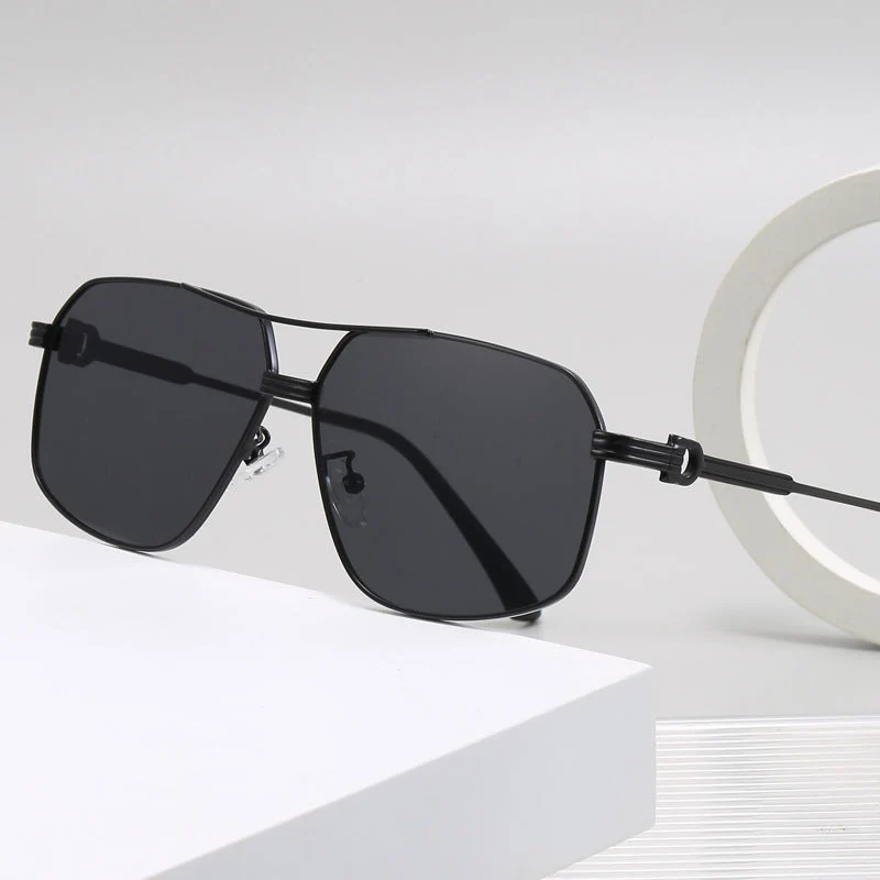 Dame stilige oversized solbriller med diamantformet ramme Luvikno