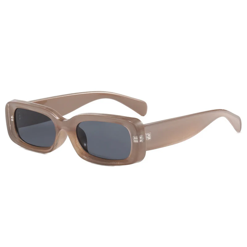 Dame stilig designer solbrille med moderne, rektangulær ramme Luvikno