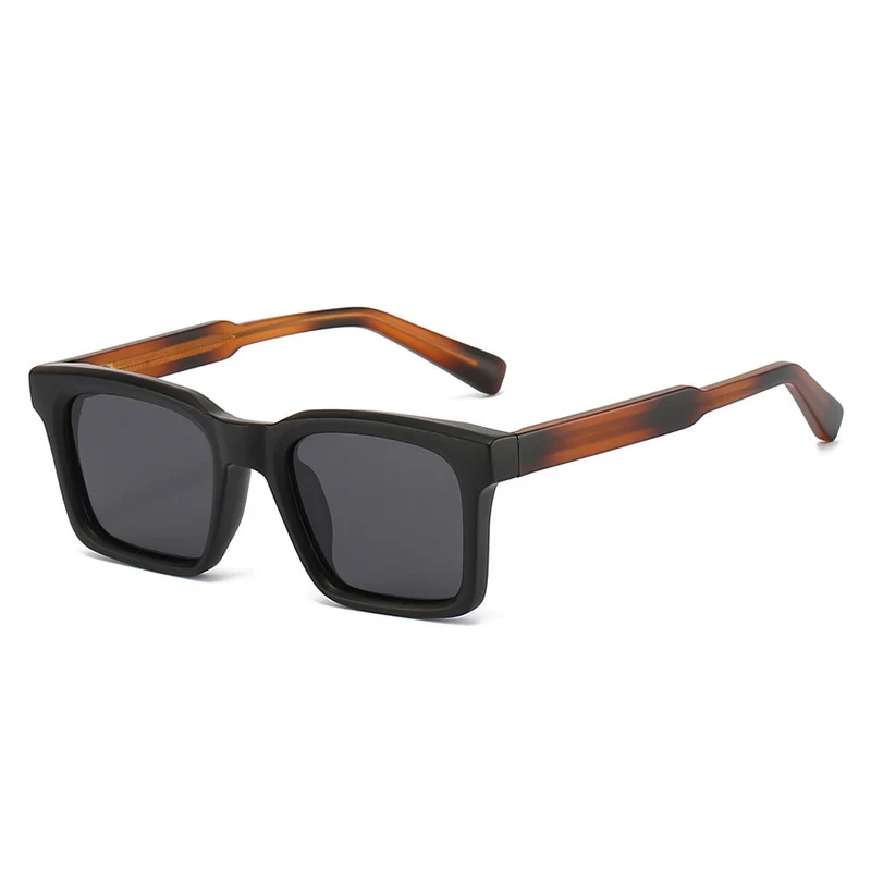 Dame moteriktig solbrille med eksklusiv ramme og UV-beskyttelse Luvikno