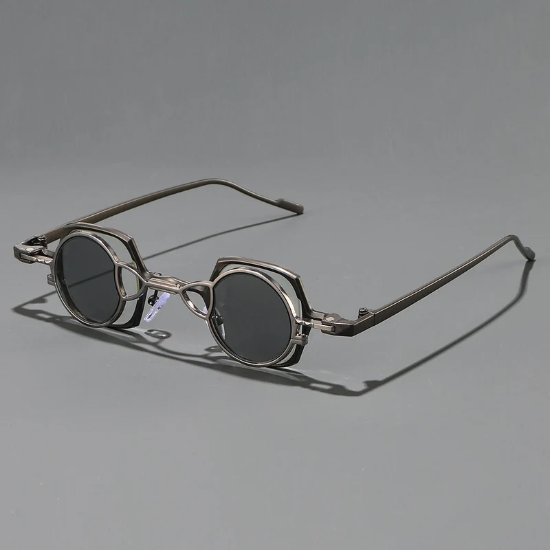 Dame moteriktig solbrille med unikt rammedesign Luvikno