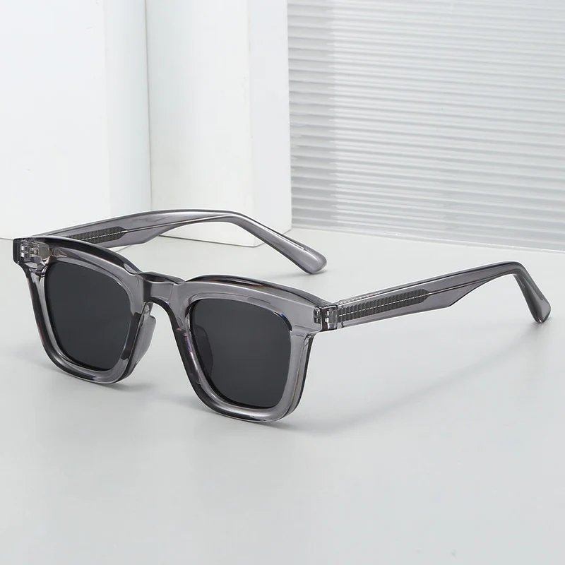Dame Modisk solbrille i moderne firkantet design med høy UV-beskyttelse Luvikno