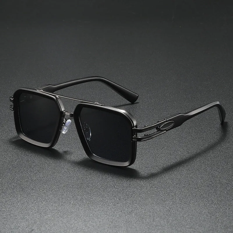 Dame moteriktig solbrille i moderne kantet design Luvikno
