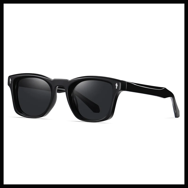 Dame moteriktig solbrille i elegant skilpadde-design Luvikno