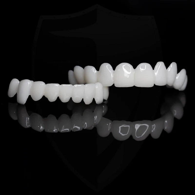 Smile Lens – Justerbar hvit tannprotese for umiddelbar smilkorreksjon | Luvikno