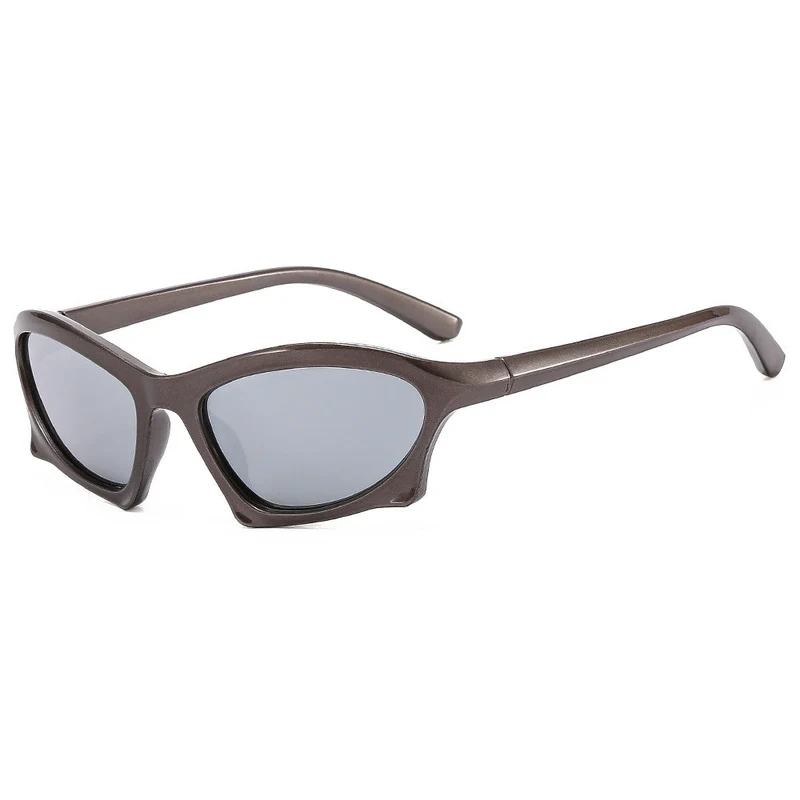 Dame sporty solbriller i trendy design Luvikno